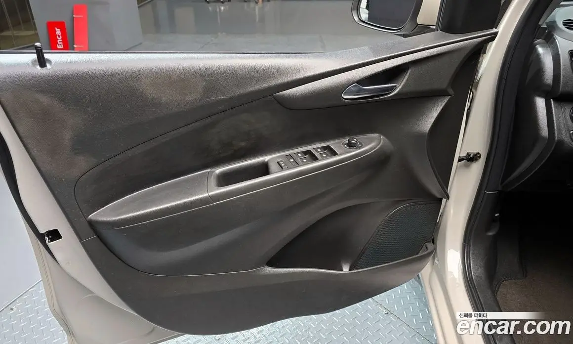Chevrolet Spark 2016 1.0 автомат (гидро), фото 14 Chevrolet Spark 2016 1.0 автомат (гидро), фото 14