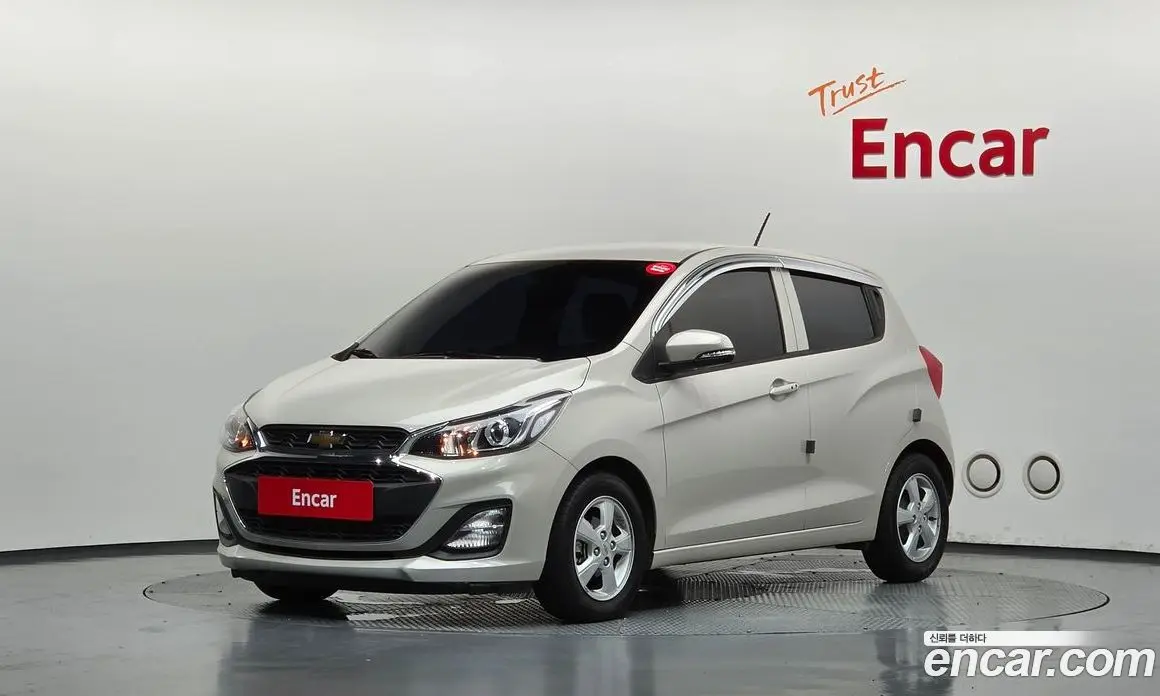 Chevrolet Spark 2018 1.0 автомат (гидро), фото 1 Chevrolet Spark 2018 1.0 автомат (гидро), фото 1