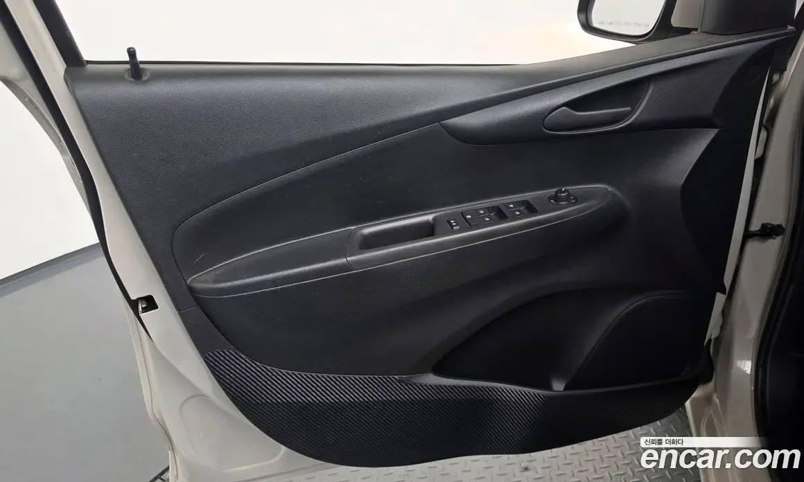 Chevrolet Spark 2018 1.0 автомат (гидро), фото 14 Chevrolet Spark 2018 1.0 автомат (гидро), фото 14