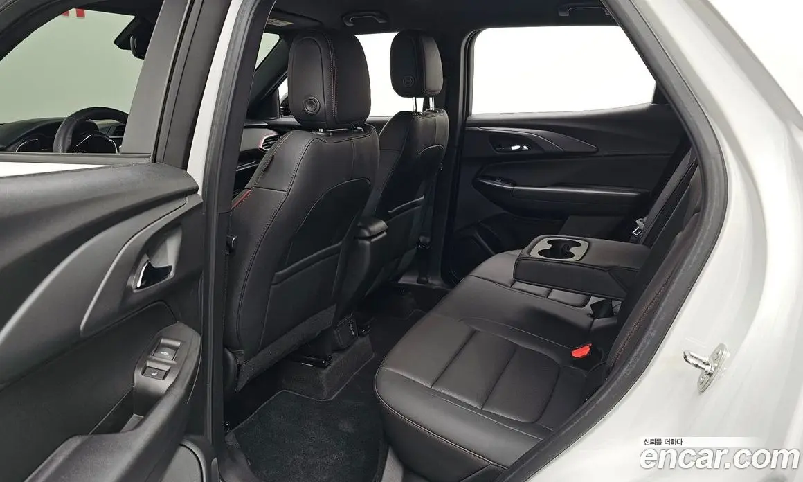 Chevrolet TrailBlazer 2021 1.3 автомат (гидро), фото 18 Chevrolet TrailBlazer 2021 1.3 автомат (гидро), фото 18