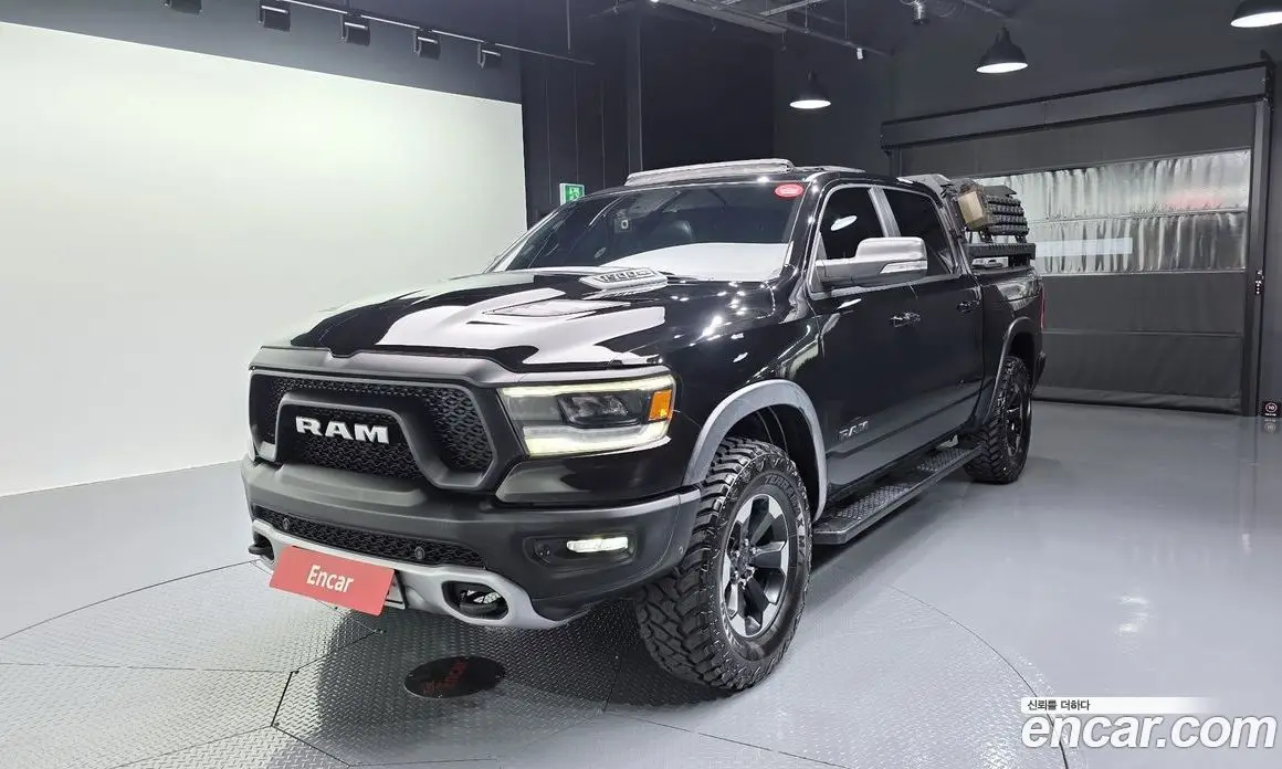 Dodge Ram Pick Up 2020 5.7 автомат (гидро), фото 1 Dodge Ram Pick Up 2020 5.7 автомат (гидро), фото 1
