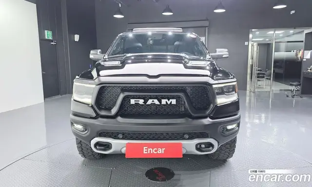 Dodge Ram Pick Up 2020 5.7 автомат (гидро), миниатюра 3 Dodge Ram Pick Up 2020 5.7 автомат (гидро), миниатюра 3