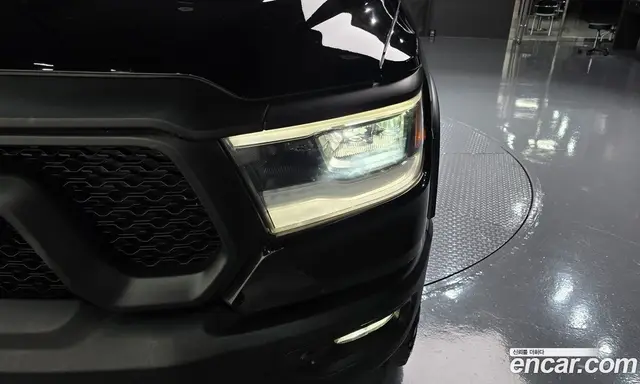 Dodge Ram Pick Up 2020 5.7 автомат (гидро), миниатюра 8 Dodge Ram Pick Up 2020 5.7 автомат (гидро), миниатюра 8