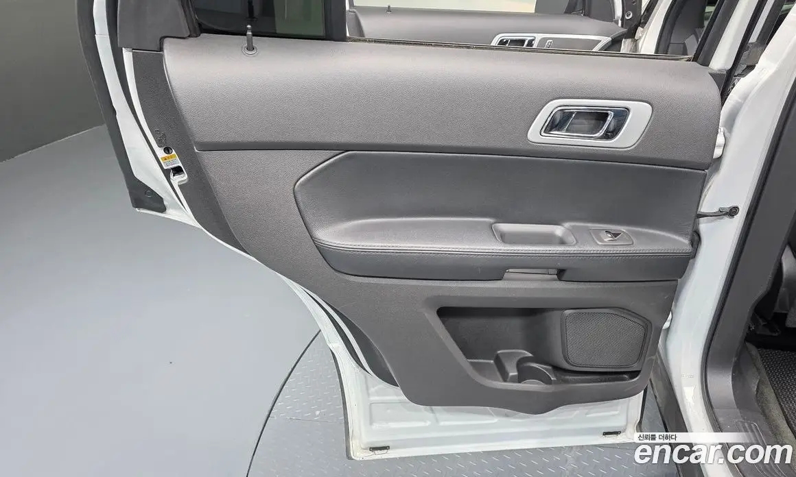 Ford Explorer 2014 2.0 автомат (гидро), фото 15 Ford Explorer 2014 2.0 автомат (гидро), фото 15