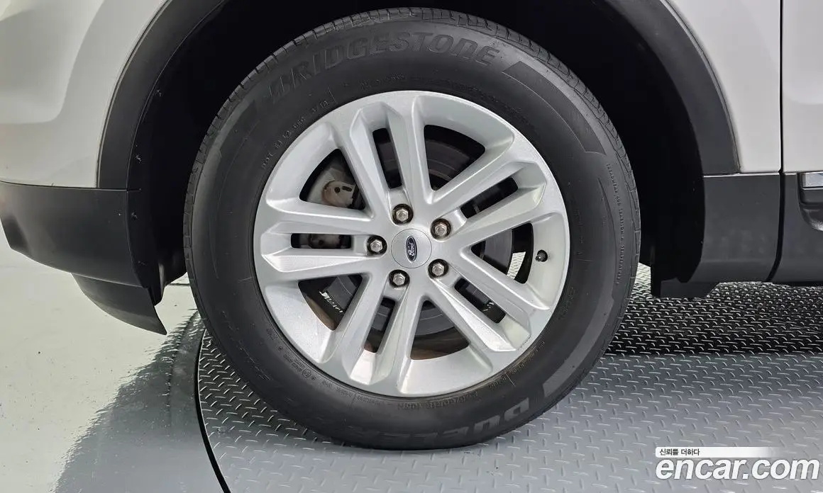 Ford Explorer 2014 2.0 автомат (гидро), фото 5 Ford Explorer 2014 2.0 автомат (гидро), фото 5