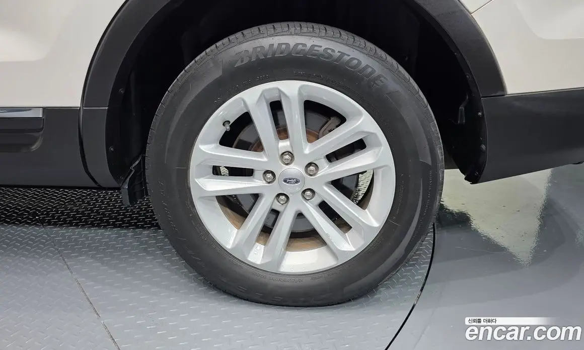 Ford Explorer 2014 2.0 автомат (гидро), фото 7 Ford Explorer 2014 2.0 автомат (гидро), фото 7