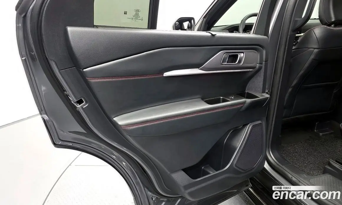 Ford Explorer 2024 2.3 автомат (гидро), фото 15
