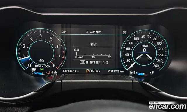 Ford Mustang 2022 2.3 автомат (гидро), миниатюра 11
