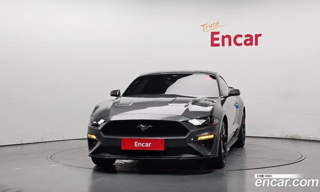 Ford Mustang 2022 2.3 автомат (гидро), миниатюра 3