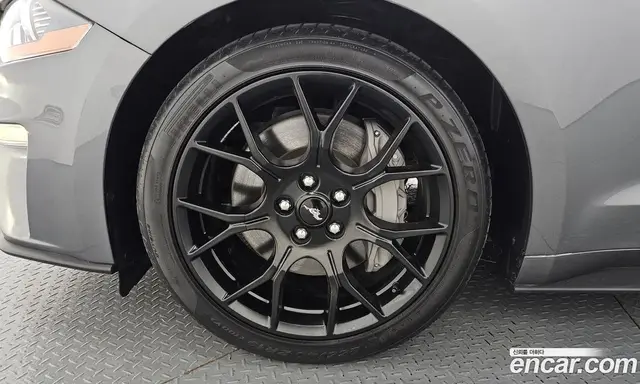 Ford Mustang 2022 2.3 автомат (гидро), миниатюра 5