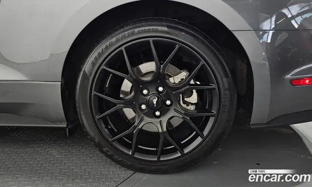 Ford Mustang 2022 2.3 автомат (гидро), миниатюра 7