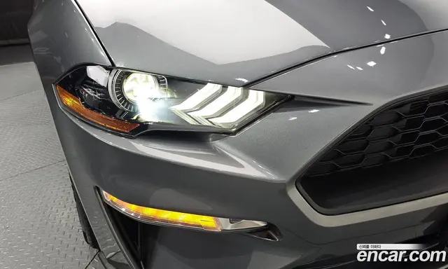 Ford Mustang 2022 2.3 автомат (гидро), миниатюра 8
