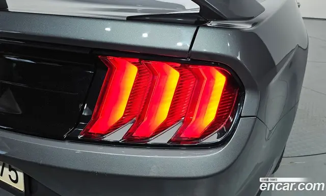 Ford Mustang 2022 2.3 автомат (гидро), миниатюра 9