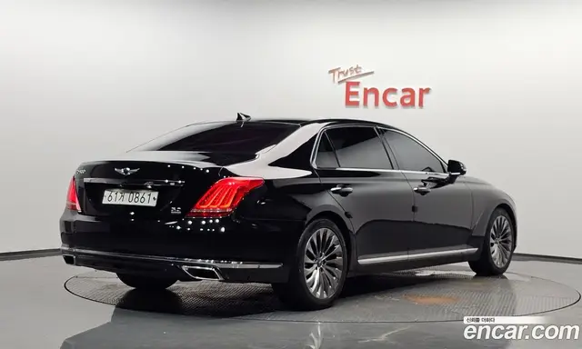 Genesis EQ900, 2015, 104 678 км