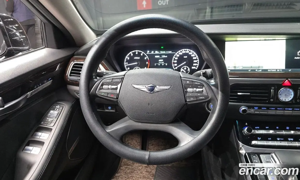 Genesis EQ900 2016 3.3 автомат (гидро), фото 19 Genesis EQ900 2016 3.3 автомат (гидро), фото 19