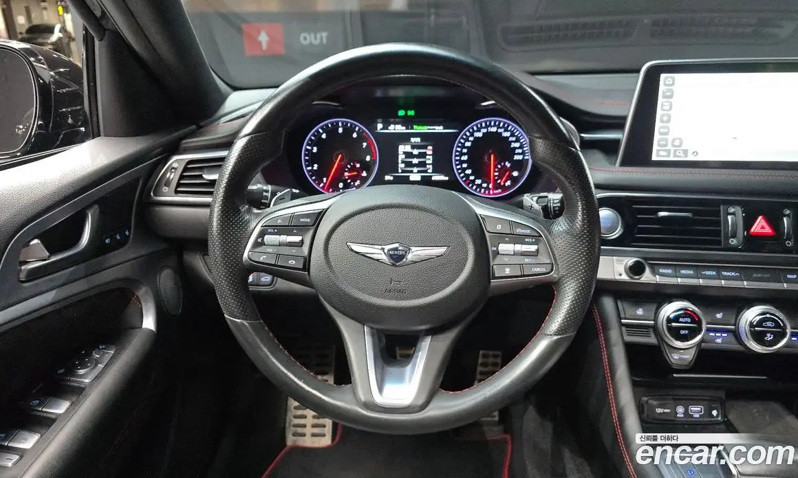 Genesis G70 2017 2.0 автомат (гидро), фото 19 Genesis G70 2017 2.0 автомат (гидро), фото 19