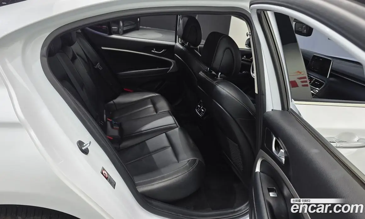 Genesis G70 2018 2.0 автомат (гидро), фото 18