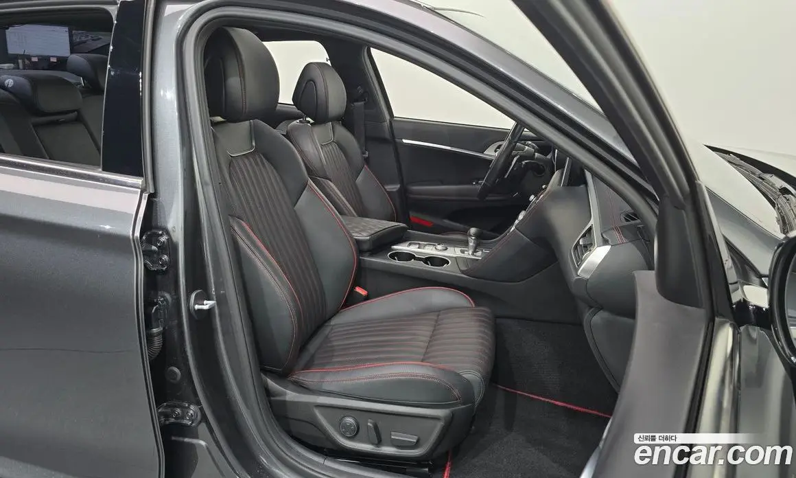 Genesis G70 2018 2.0 автомат (гидро), фото 16