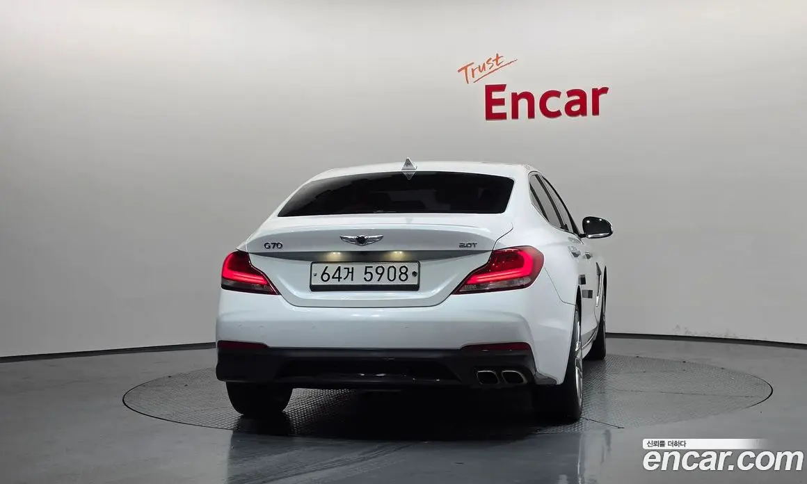 Genesis G70 2019 2.0 автомат (гидро), фото 4 Genesis G70 2019 2.0 автомат (гидро), фото 4