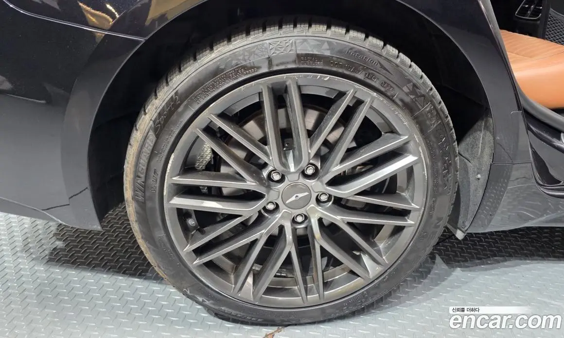 Genesis G70 2019 2.0 автомат (гидро), фото 5 Genesis G70 2019 2.0 автомат (гидро), фото 5