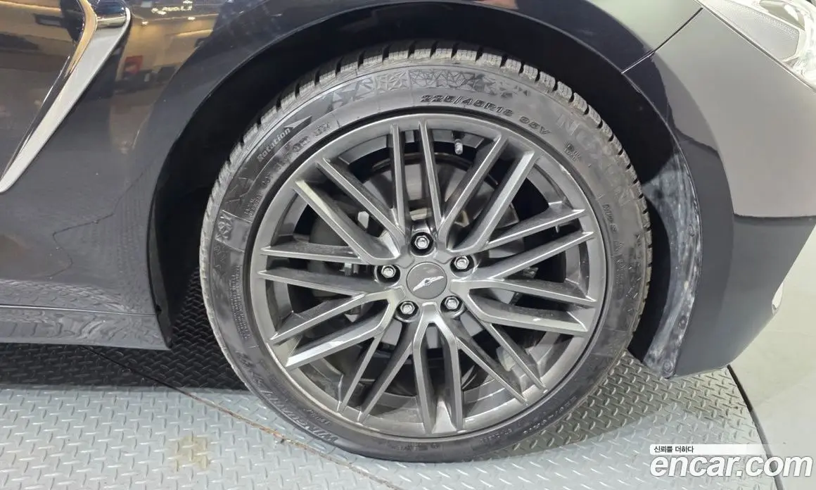 Genesis G70 2019 2.0 автомат (гидро), фото 7 Genesis G70 2019 2.0 автомат (гидро), фото 7