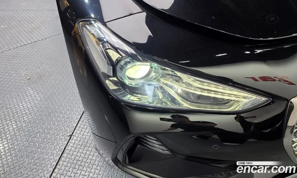 Genesis G70 2019 2.0 автомат (гидро), фото 8 Genesis G70 2019 2.0 автомат (гидро), фото 8