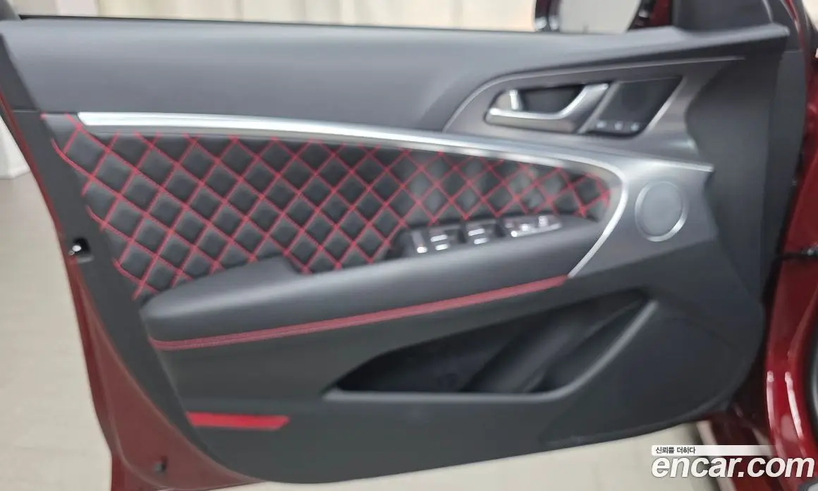 Genesis G70 2024 3.3 автомат (гидро), фото 14 Genesis G70 2024 3.3 автомат (гидро), фото 14