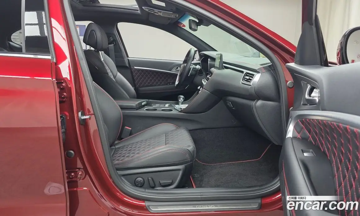 Genesis G70 2024 3.3 автомат (гидро), фото 16 Genesis G70 2024 3.3 автомат (гидро), фото 16