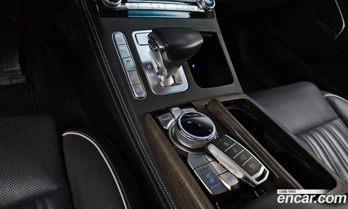 Genesis G90 2019 3.8 автомат (гидро), фото 12 Genesis G90 2019 3.8 автомат (гидро), фото 12