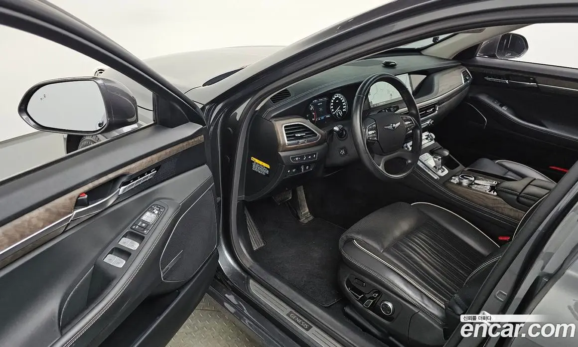 Genesis G90 2019 3.8 автомат (гидро), фото 13 Genesis G90 2019 3.8 автомат (гидро), фото 13