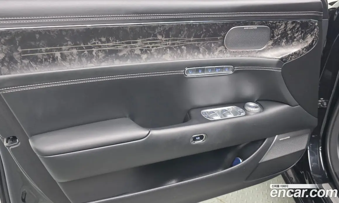 Genesis G90 2023 3.5 автомат (гидро), фото 14 Genesis G90 2023 3.5 автомат (гидро), фото 14