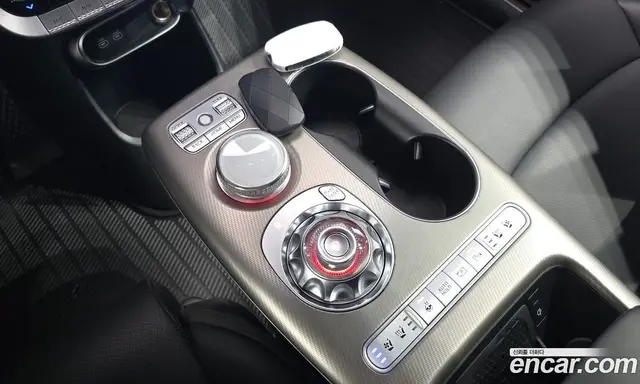 Genesis GV60 2022 0.1 автомат (гидро), миниатюра 12