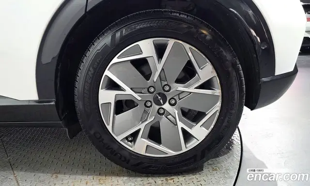 Genesis GV60 2022 0.1 автомат (гидро), миниатюра 7 Genesis GV60 2022 0.1 автомат (гидро), миниатюра 7
