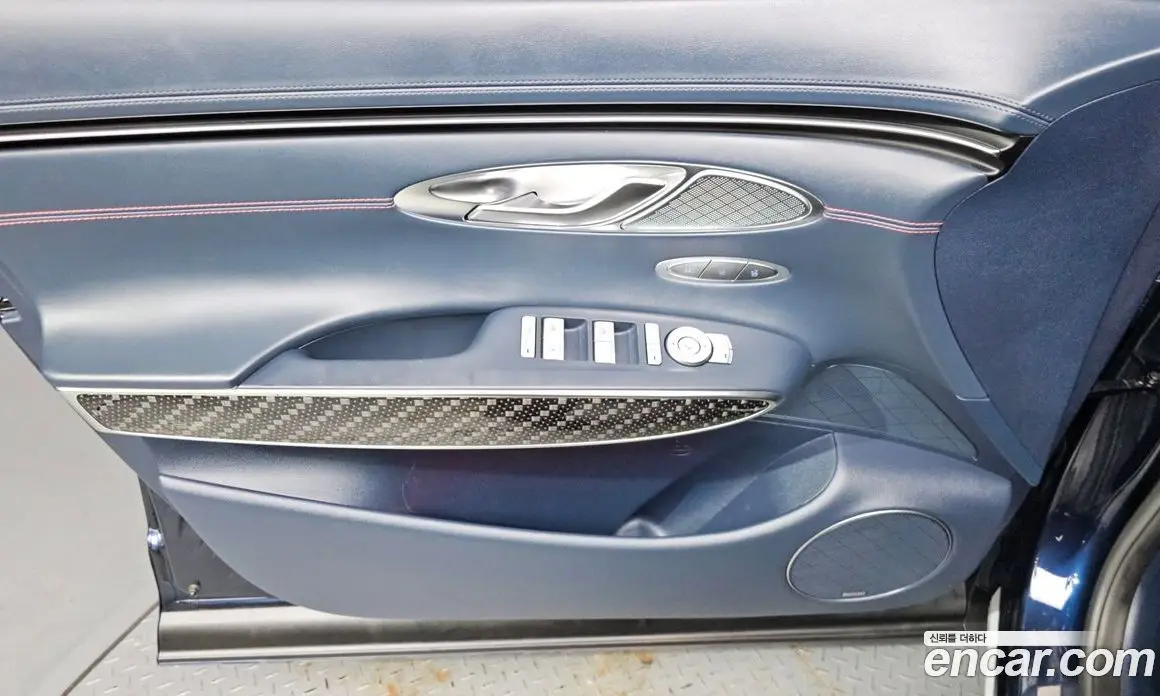 Genesis GV70 2021 3.5 автомат (гидро), фото 14