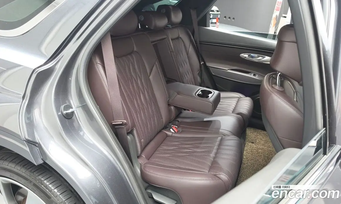 Genesis GV70 2021 2.2 автомат (гидро), фото 17