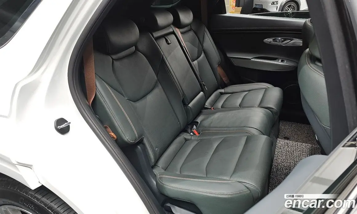 Genesis GV70 2021 2.5 автомат (гидро), фото 17