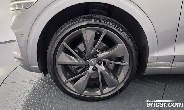 Genesis GV70 2021 2.5 автомат (гидро), миниатюра 4 Genesis GV70 2021 2.5 автомат (гидро), миниатюра 4