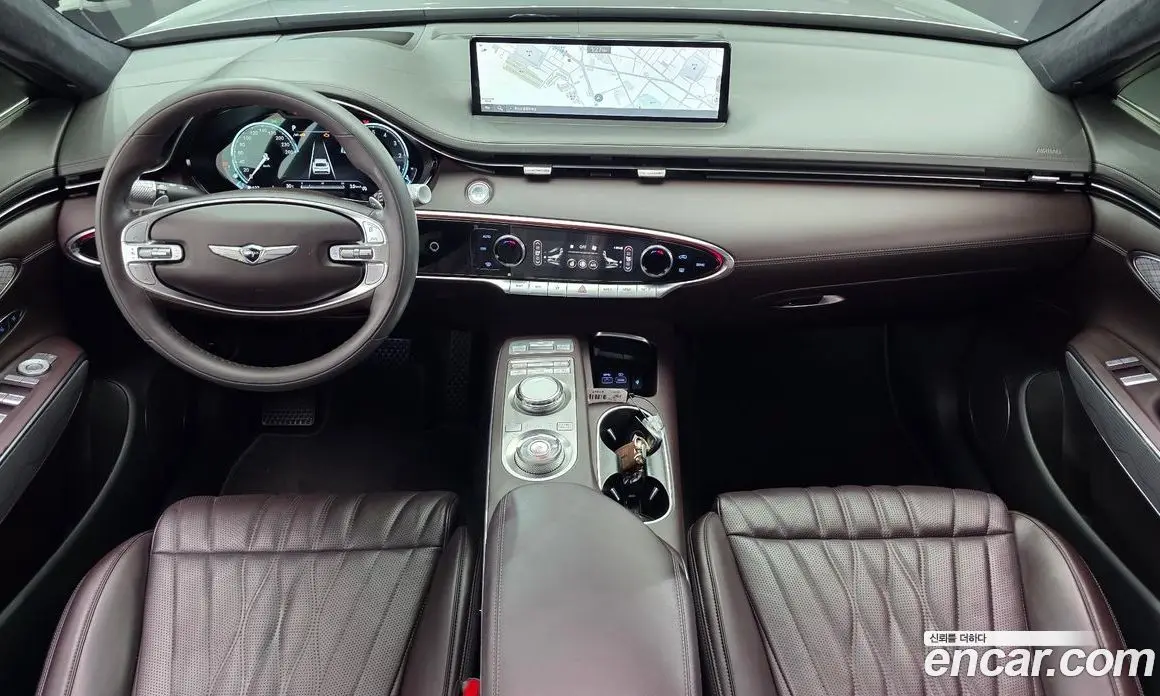 Genesis GV70 2021 2.5 автомат (гидро), фото 9 Genesis GV70 2021 2.5 автомат (гидро), фото 9
