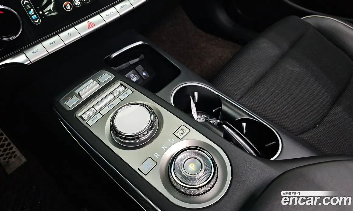 Genesis GV70 2022 2.5 автомат (гидро), фото 12