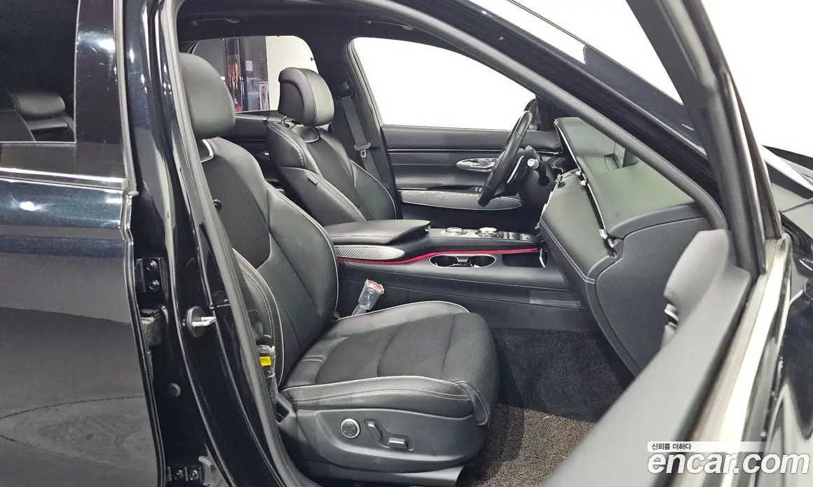 Genesis GV70 2022 2.5 автомат (гидро), фото 18