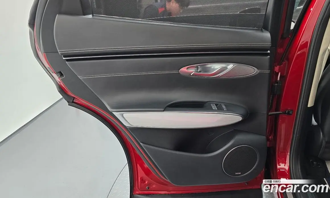 Genesis GV70 2022 0.1 автомат (гидро), фото 15