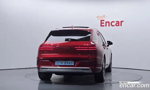 Genesis GV70 2022 0.1 автомат (гидро), миниатюра 4