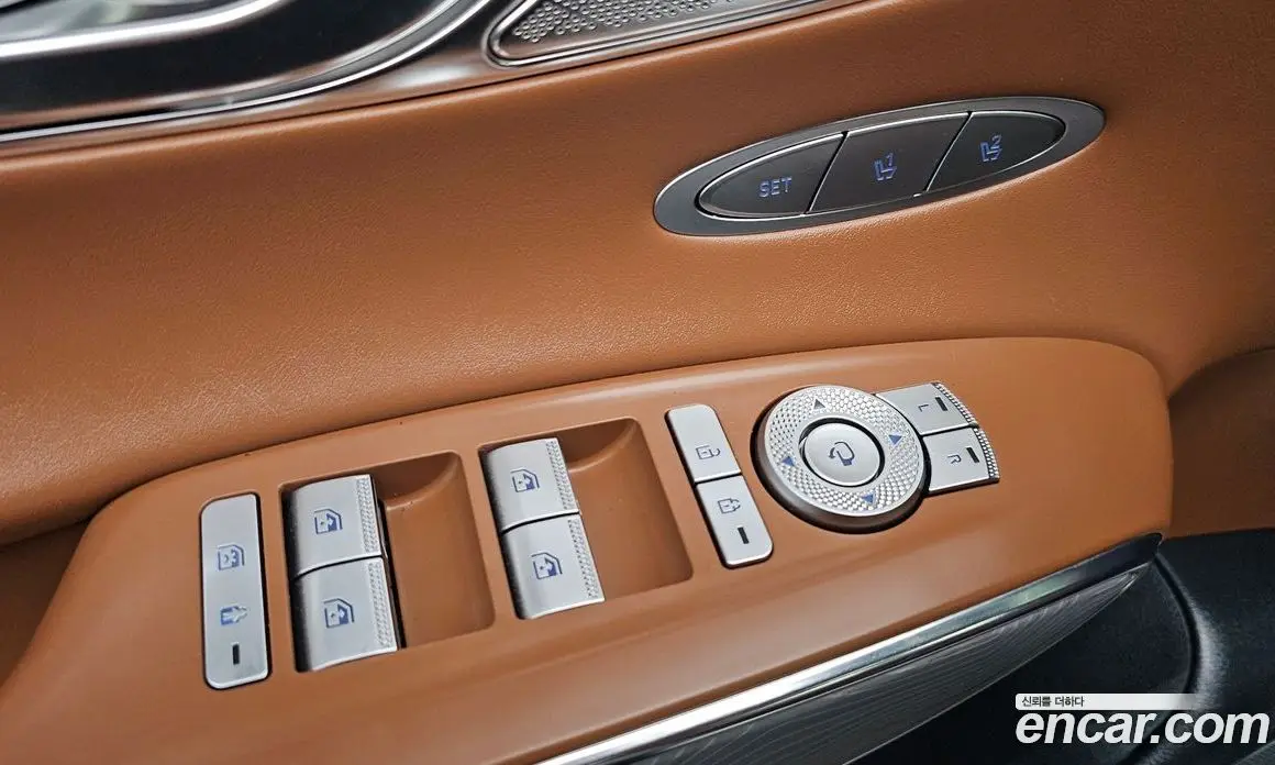 Genesis GV70 2023 2.5 автомат (гидро), фото 19 Genesis GV70 2023 2.5 автомат (гидро), фото 19