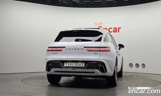 Genesis GV70 2023 2.5 автомат (гидро), миниатюра 4 Genesis GV70 2023 2.5 автомат (гидро), миниатюра 4