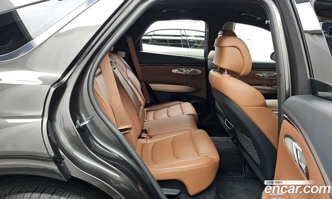 Genesis GV70 2024 2.5 автомат (гидро), фото 18