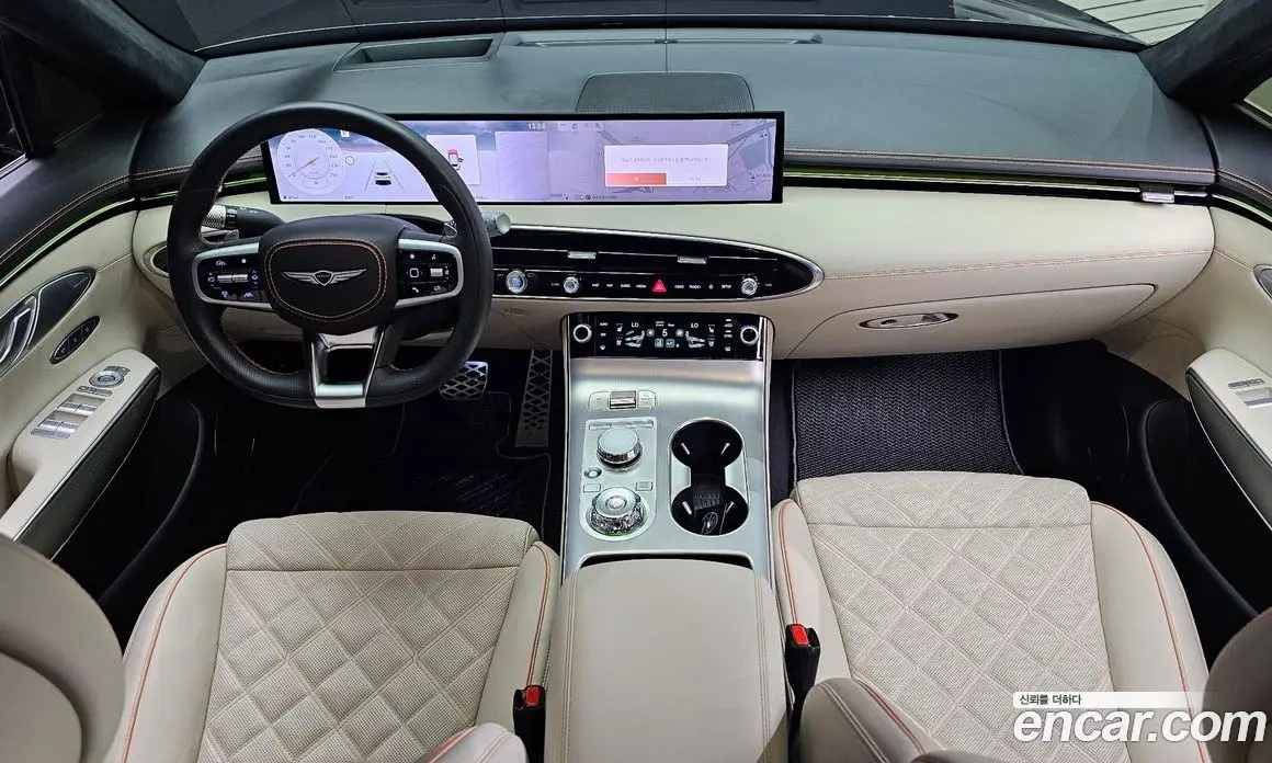 Genesis GV70 2025 2.5 автомат (гидро), фото 9