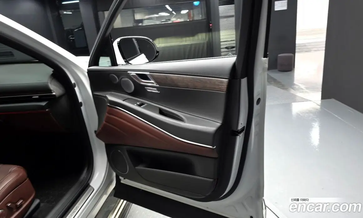 Genesis GV80 2024 2.5 автомат (гидро), фото 14 Genesis GV80 2024 2.5 автомат (гидро), фото 14