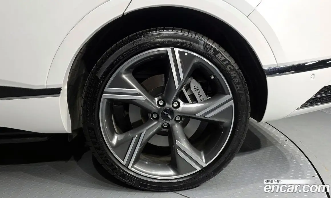 Genesis GV80 2024 2.5 автомат (гидро), фото 7 Genesis GV80 2024 2.5 автомат (гидро), фото 7
