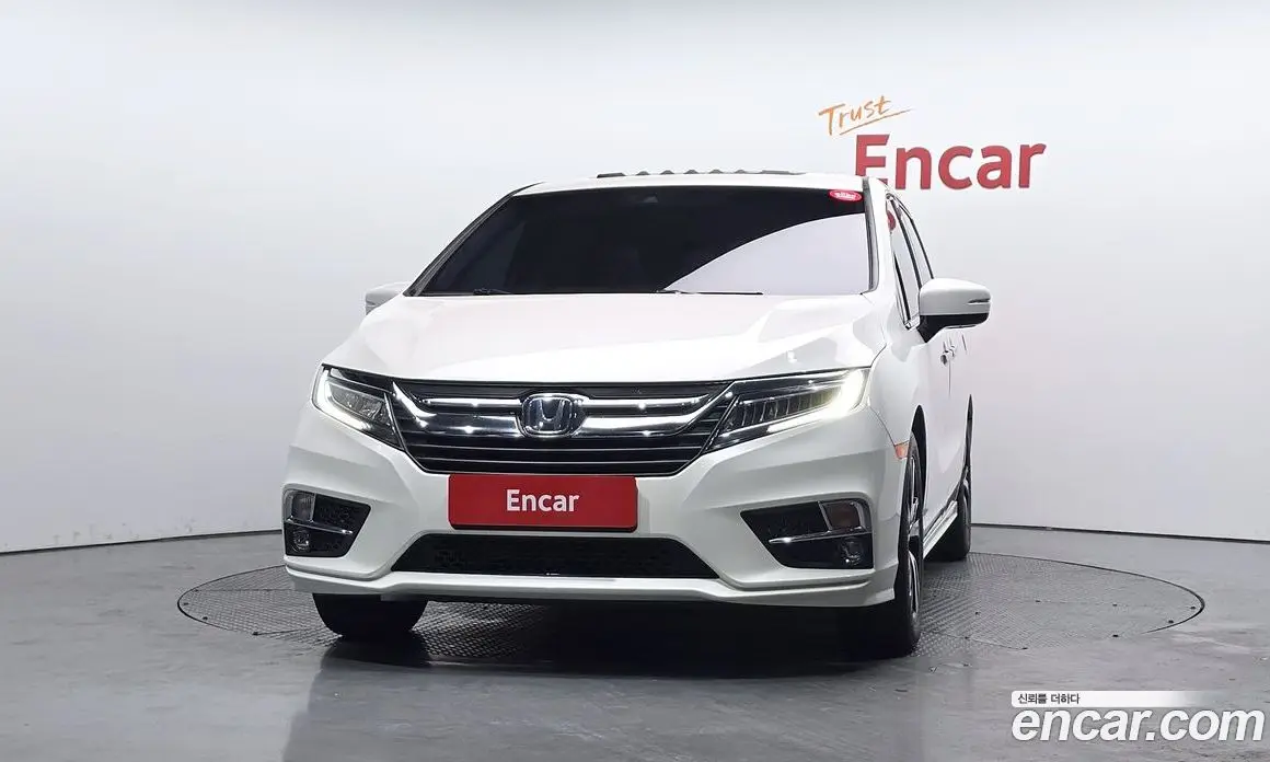 Honda Odyssey 2018 3.5 автомат (гидро), фото 3