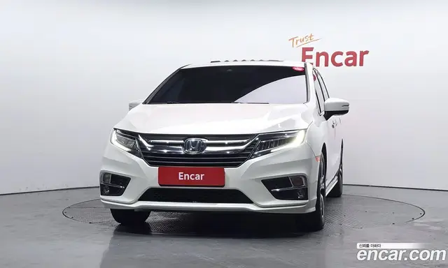Honda Odyssey 2018 3.5 автомат (гидро), миниатюра 3